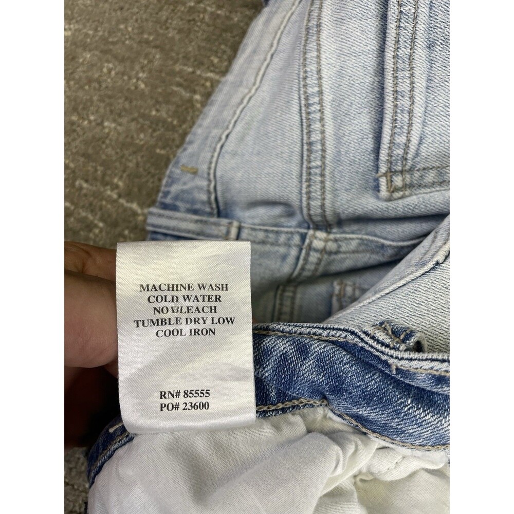 Eunina Tori women’s size 5 high rise mom Jean, crop light wash distressed jeans - Picture 9 of 11